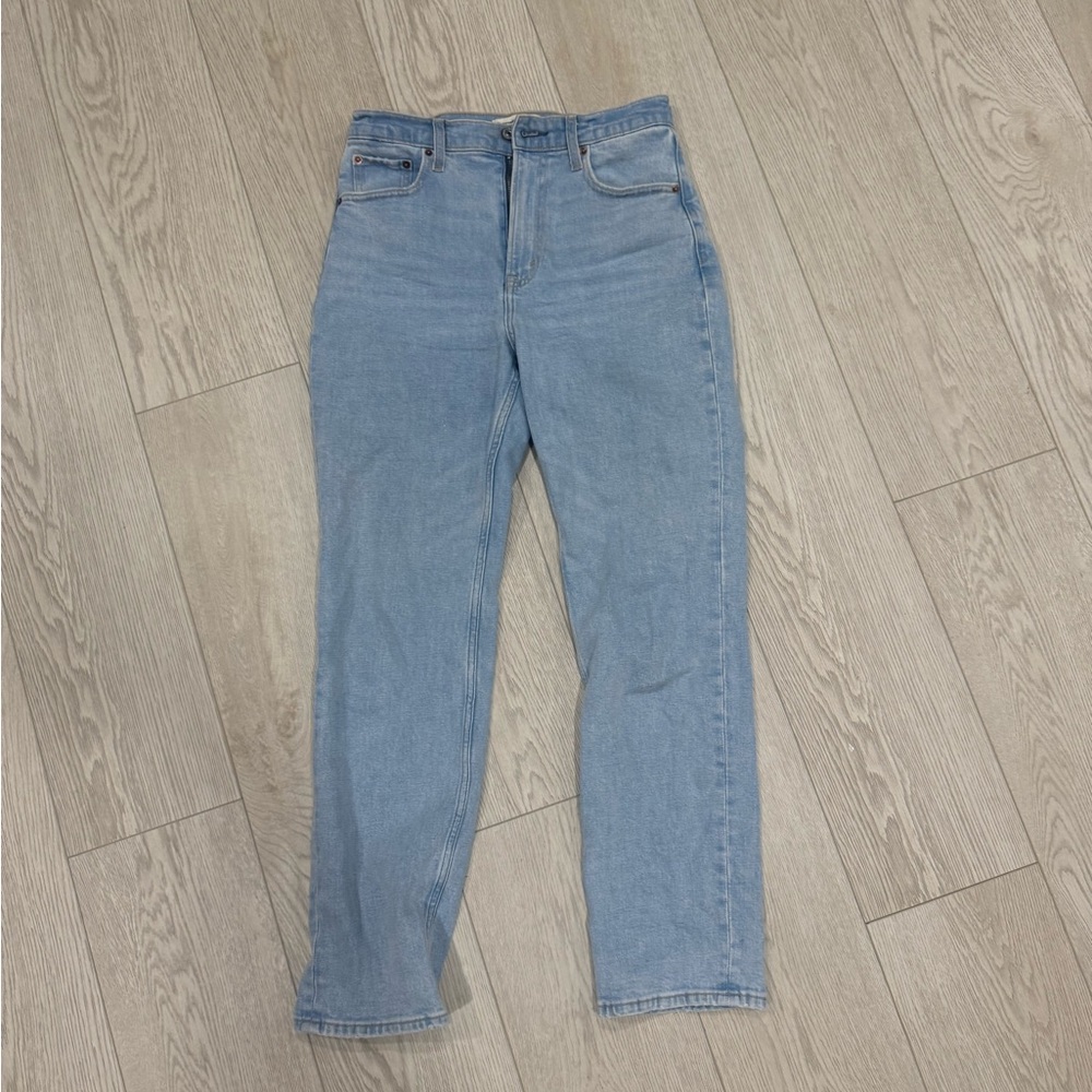 ABERCROMBIE AND FITCH JEANS 4 - Picture 7 of 8